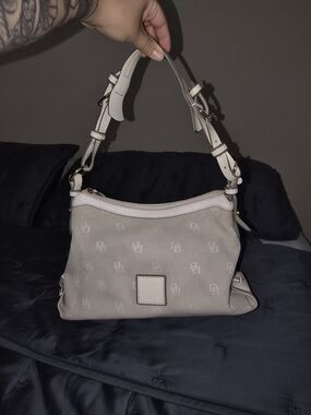 Y2K Dooney & Bourke Cream Monogram Shoulder Bag
